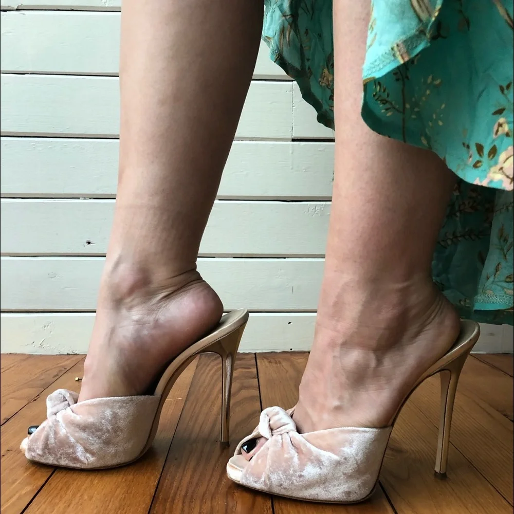 Giuseppe Zanotti Light Pink Velvet Heels Size 37.5 - Picture 6 of 12